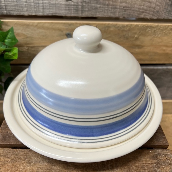 Vintage Pfatlzgraff Rio Round Butter/Cheese Dish with Lid - Picture 4 of 6